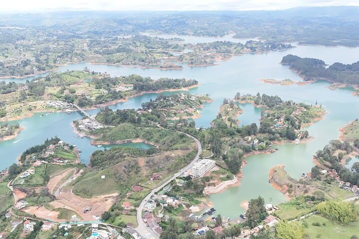 Guatapé Day Trip from Medellín: Climb El Peñol & Reservoir Boat Tour photo 2