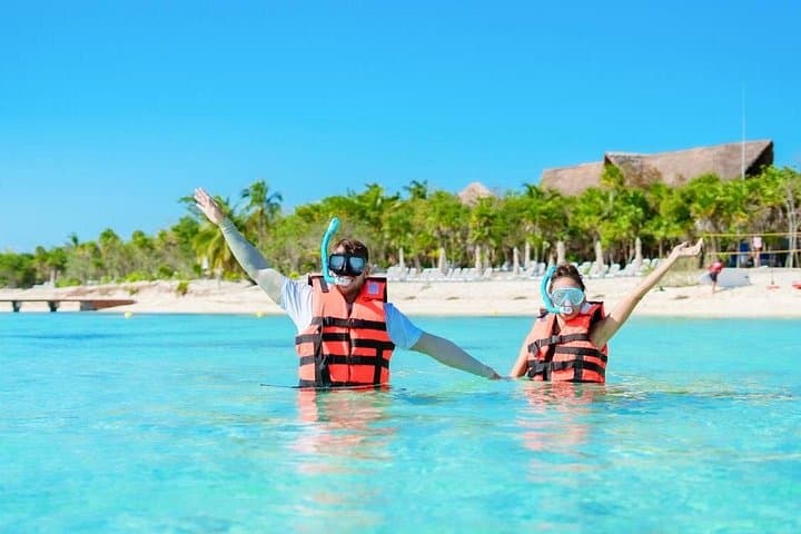 Cozumel Kayak, Paddle & Snorkel Day at Beach Club photo 1