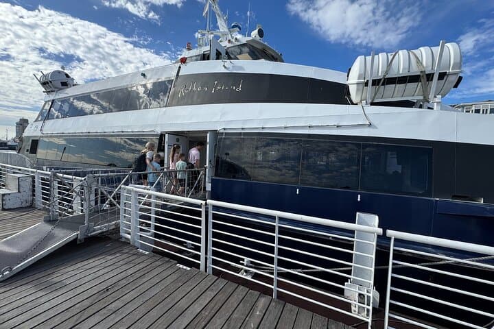 Table Mountain & Robben Island: Full-Day Cape Town Tour with Pre-Booked Tickets