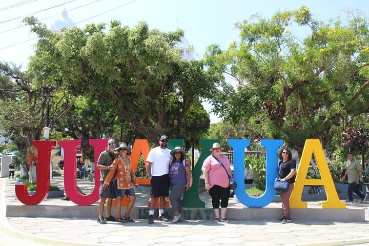 El Salvador Flower Route and Albania Coffee Tour — Apaneca Mural Walk & Coffee Tasting