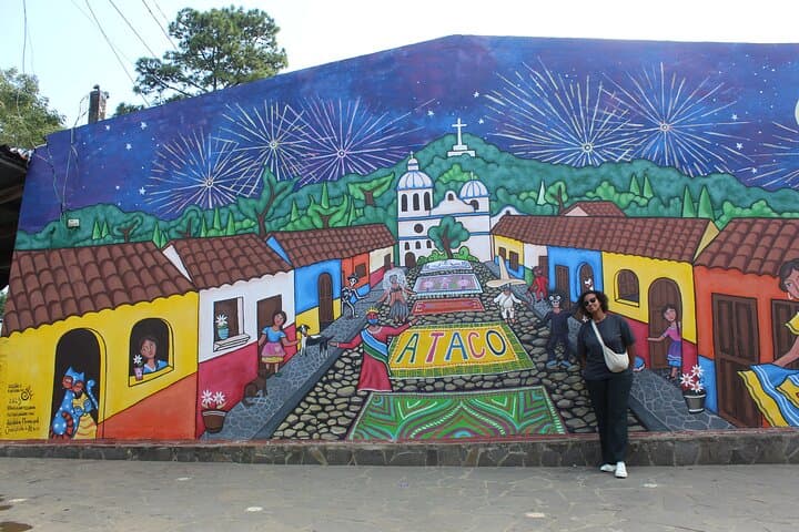 El Salvador Flower Route and Albania Coffee Tour — Apaneca Mural Walk & Coffee Tasting photo 6