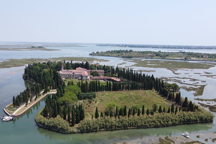 Far North Lagoon Boat Tour: Murano, Burano, Torcello & San Francesco photo 3