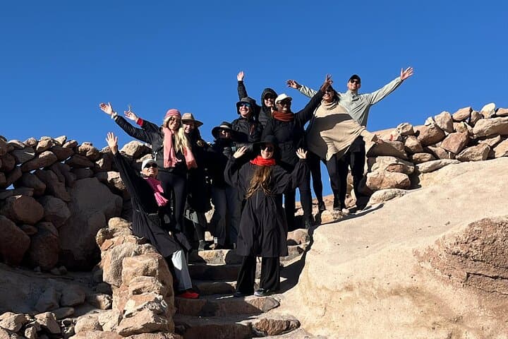 Exploring Rainbow Valley and Yerbas Buenas Petroglyphs — Domeyko Range Day Tour photo 5