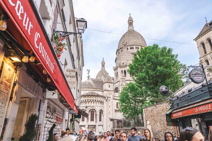 Montmartre Walking Tour: Sacré-Cœur Views, Hidden Gems & Local Stories photo 5