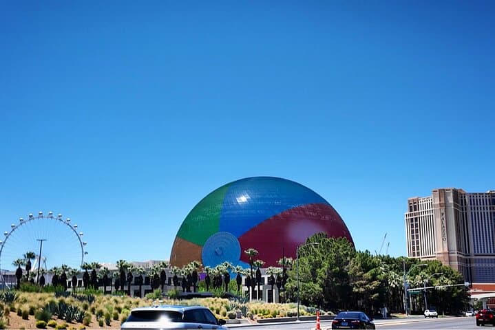Las Vegas Limo Bus Tour: Strip Sightseeing & Iconic Photo Stops photo 2