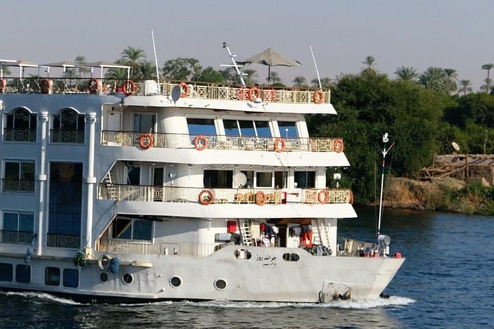 Nile Cruise Luxor to Aswan — 4-Night Luxury Cruise with Guided Sightseeing photo 1