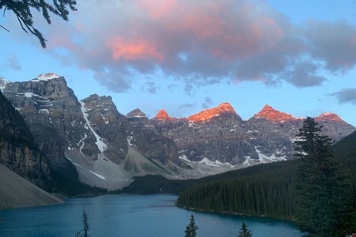 Moraine Lake and Lake Louise Half-Day Tour from Banff photo 3