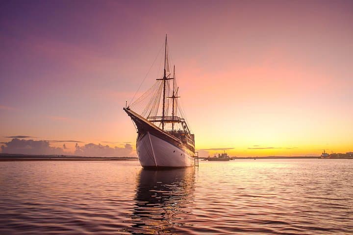 Private Ubud Day Tour and Phinisi Sunset Dinner Cruise from Seminyak