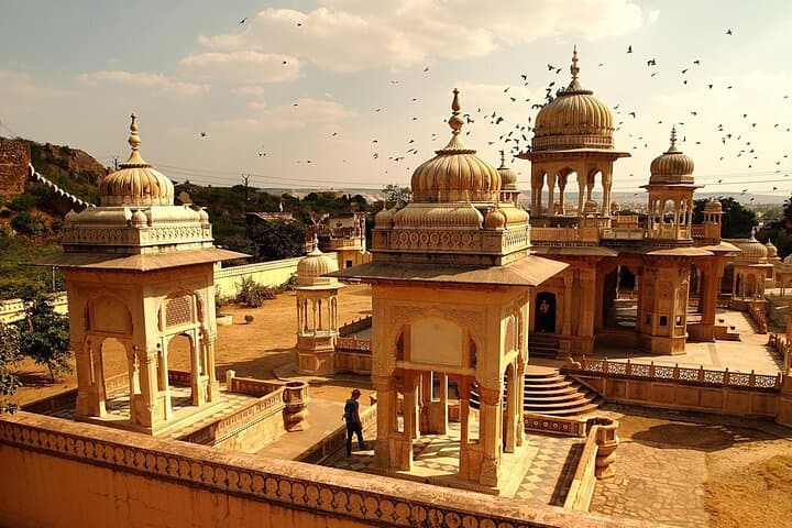 Rajasthan Forts, Palaces & Village Tour from Jaipur — 8-Day Cultural Road Trip