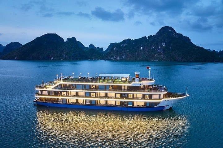 3-Day La Casta Luxury Cruise: Hanoi to Halong & Lan Ha Bay Itinerary photo 1