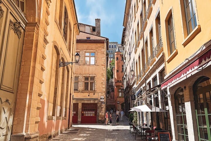 Walking Lyon: Guided Route from Vieux-Lyon to the Presqu’île photo 4
