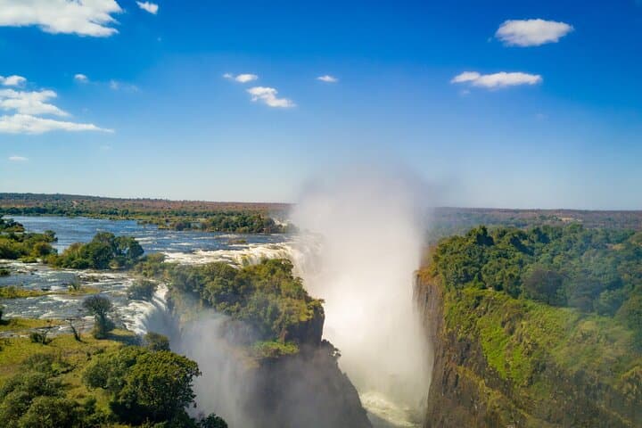 Victoria Falls Guided Tour — The Smoke That Thunders Walk photo 3