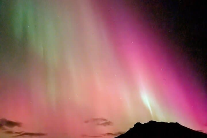 Night Hike to Reykjadalur Hot River: Private Northern Lights Experience from Reykjavík