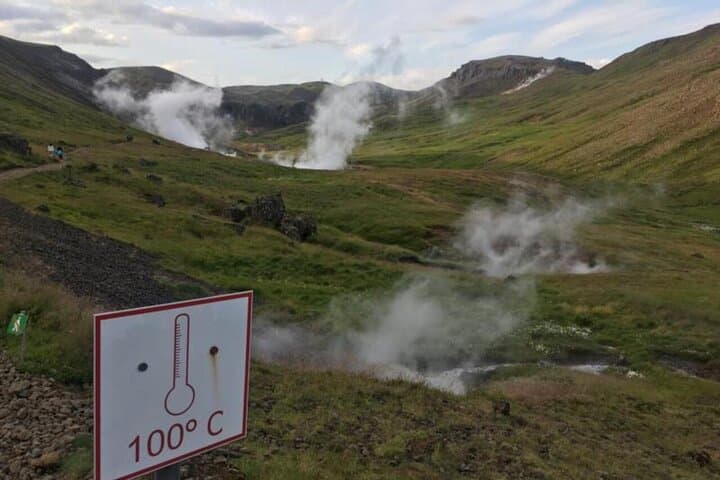 Northern Lights Hike to Reykjadalur Hot River: Night Hike & Hot Spring Soak from Reykjavik photo 6