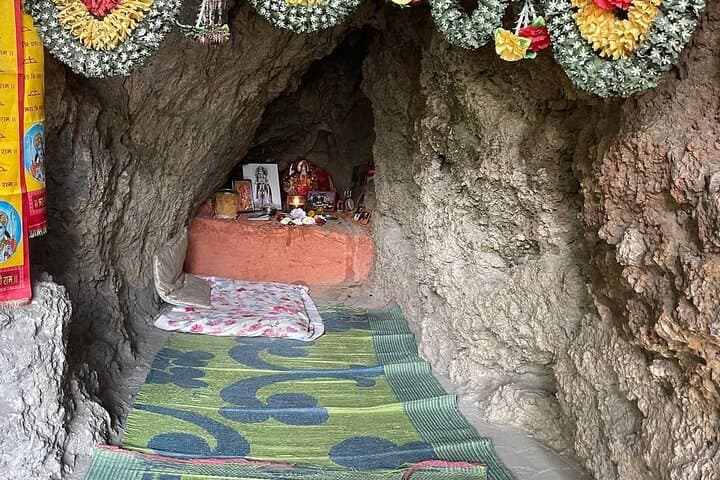 Rishikesh to Devprayag Day Trip: Sangam, Raghunath Temple & Vashishta Cave photo 2