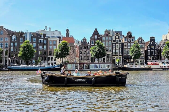 Amsterdam Electric Open-Boat Canal Cruise — 90-Min Small-Group Tour photo 2