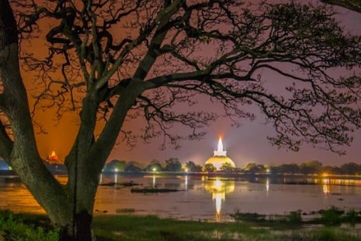 Tuk-Tuk Through Time: Anuradhapura Ancient City Day Tour