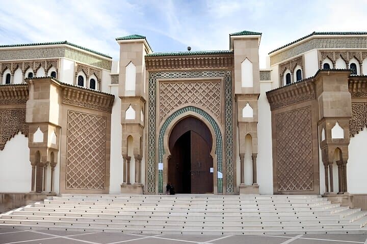 Full-Day Agadir City Tour & Crocopark: Kasbah Views, Souk El Had and Crocodiles photo 4