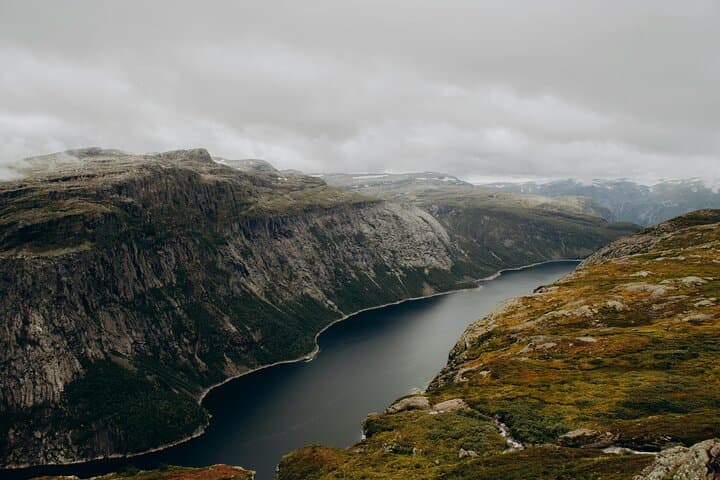 13-Day Norway Nature, Art & Fjord Immersion: Guided Multi-Day Tour