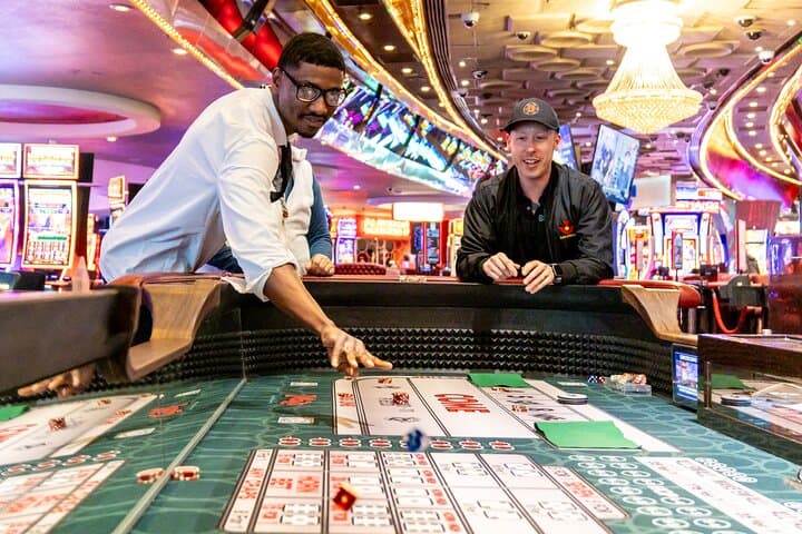 Plaza Casino Gaming Lessons: Learn Roulette, Craps & Blackjack on Fremont Street photo 3