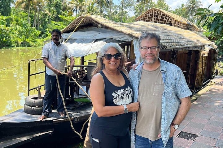 21-Hour Alleppey Houseboat: Backwater Canals, Village Life & Open-Boat Cruise photo 2