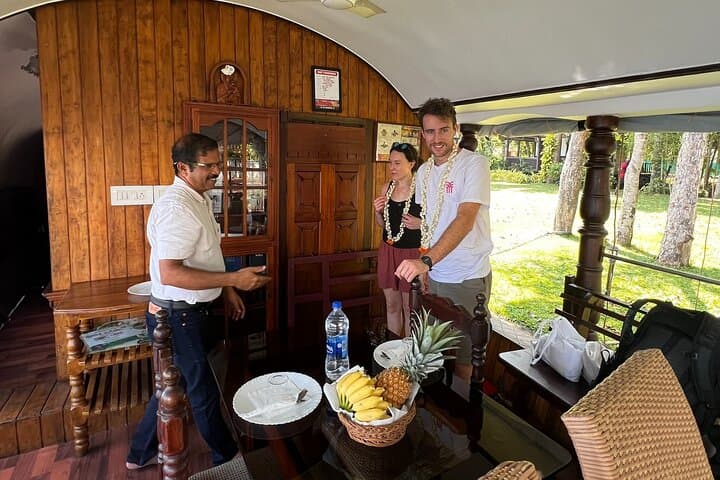 21-Hour Alleppey Houseboat: Backwater Canals, Village Life & Open-Boat Cruise photo 4