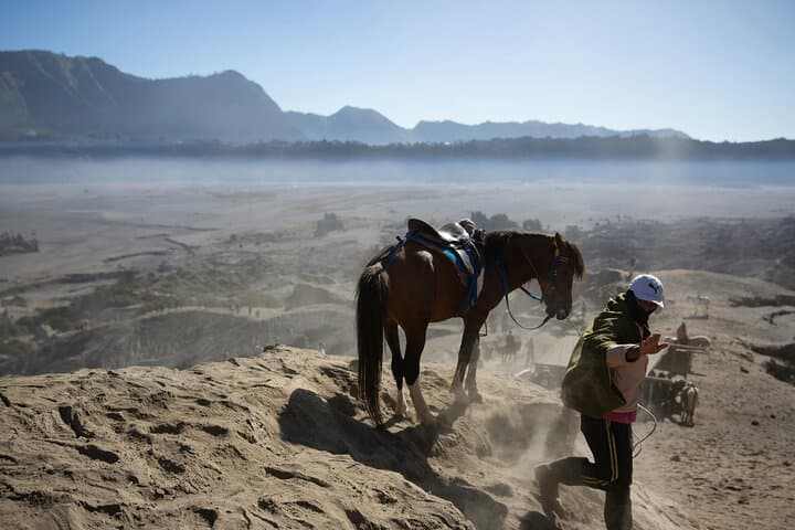 Private Sunrise Tour to Mount Bromo: King Kong Hill Sunrise, Crater Climb & Sea of Sand photo 2