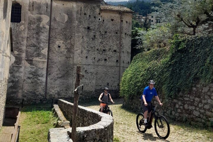 Basic Mountain Bike Course in Sanremo: Intro to Trail Skills photo 5