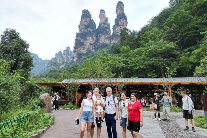 Zhangjiajie 3-Day Guide: Avatar Mountains, Glass Bridge & Tianmen photo 4