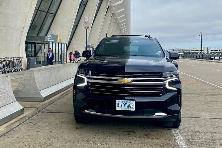 Private Dulles (IAD) Airport Transfer to Washington DC — Door-to-Door Luxury Rides photo 2