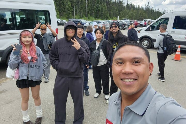 Banff to Moraine Lake & Lake Louise Shuttle — Self-Guided Transfers photo 6