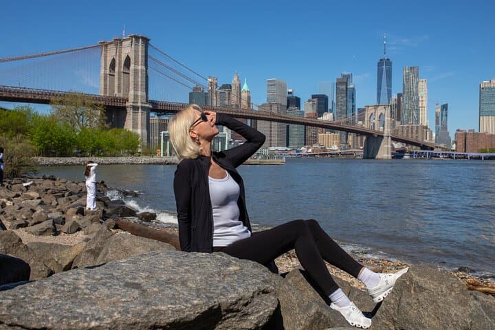 DUMBO Photo Walk: 1-Hour Professional Photographer Session for Brooklyn Bridge & Skyline Shots photo 4
