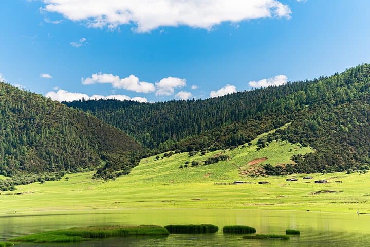Pudacuo, White Water Terrace & Tiger Leaping Gorge: Full-Day Private Tour from Shangri-La photo 3