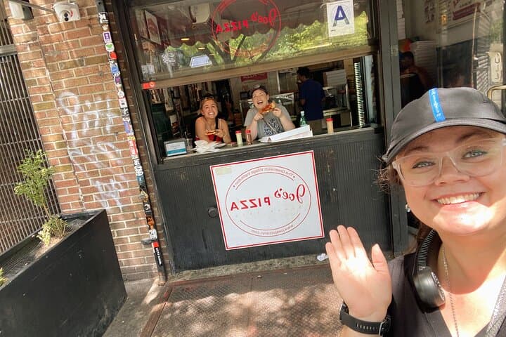 Greenwich Village Pizza Walk: Taste New York's Classic Slices photo 5