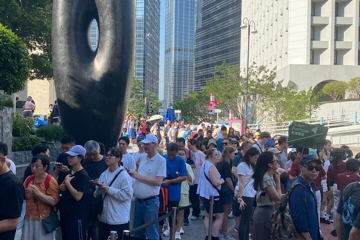 Skip-the-Line Peak Tram Experience to Victoria Peak with Guide, Hong Kong photo 2