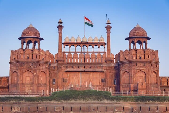 Delhi to Bhopal Road Trip: Taj Mahal, Khajuraho Temples & Satpura Tiger Safaris photo 6