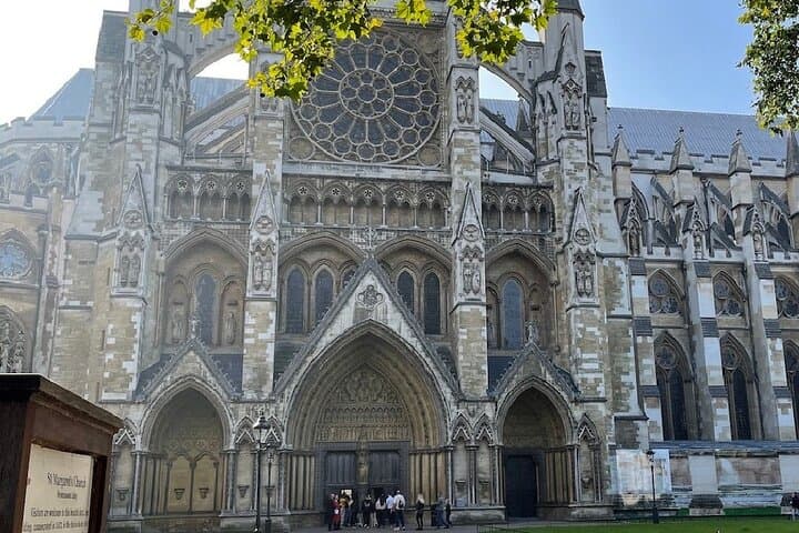 Private Westminster Abbey Highlights Tour — Guided Westminster Walking Tour with Abbey Entry