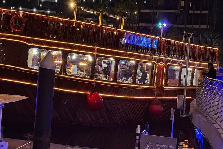 Dubai Marina Dhow Dinner Cruise: Evening Buffet & Tanoura Show