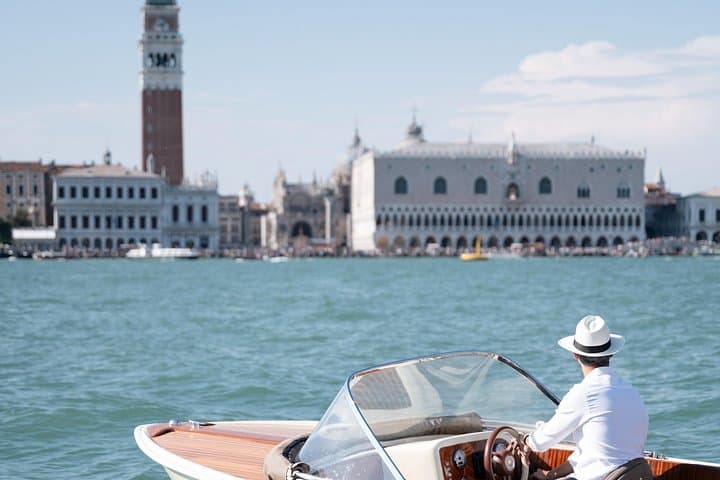 Venice Mirabilia: 2-Hour Private Boat Tour of San Marco, Giudecca & Arsenale photo 1