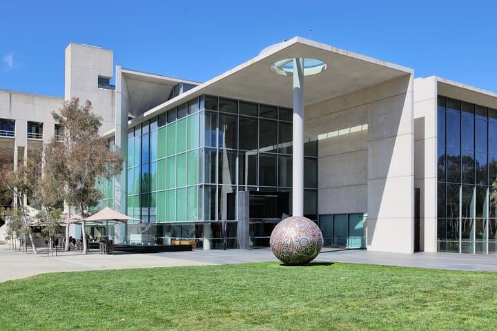 Canberra Day Trip from Sydney: Private Full-Day Tour to Parliament House, Australian War Memorial & Mount Ainslie photo 5
