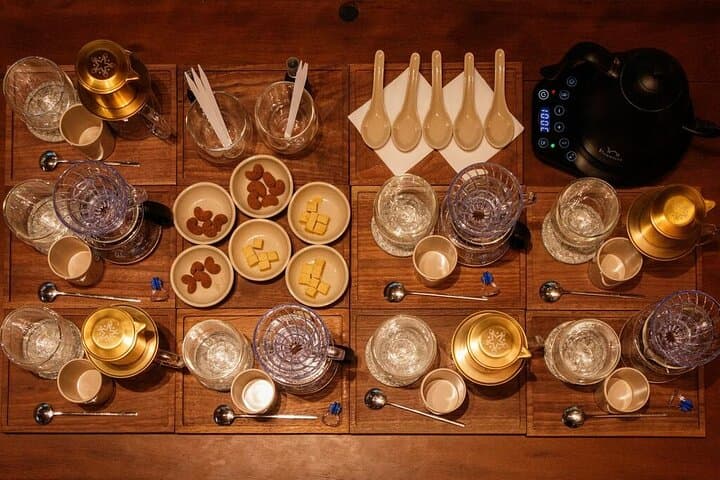 Aromatic Awakening: Vietnamese Coffee Culture & Brewing Workshop photo 4