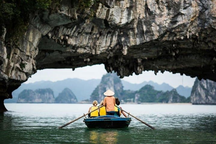 Ha Long Bay Luxury Day Cruise: Cave Kayaking, Ti Top & Sunset Party from Hanoi photo 2