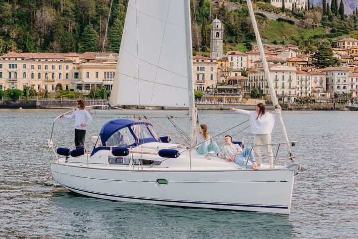 Sailing Lake Como: Private Boat Tour with Aperitivo & Prosecco