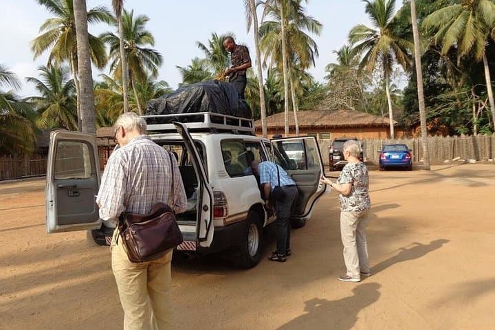 Private 4WD Tour from Accra to Cape Coast & Kakum: Flexible Driver-Led Day Trips photo 2