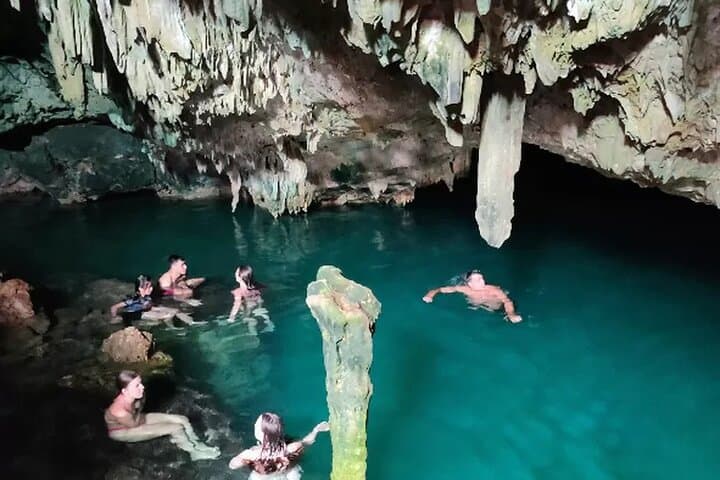 Cunca Wulang Waterfall and Rangko Cave: Full-Day Labuan Bajo Nature Escape photo 4