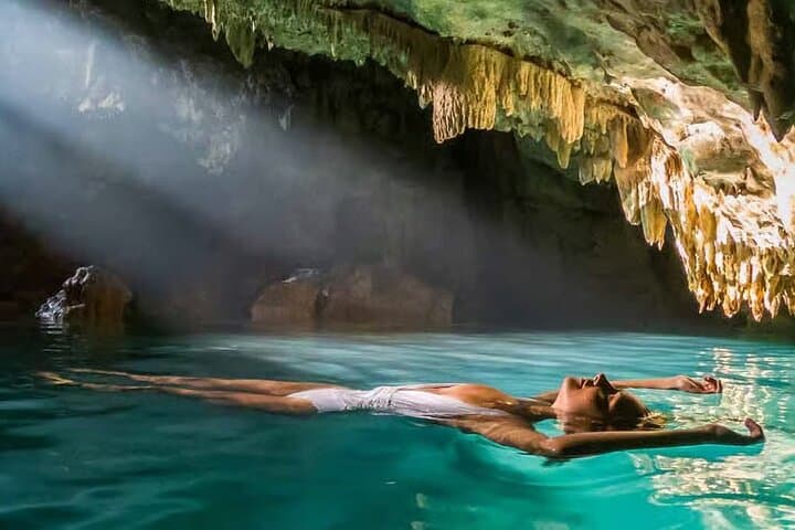 Cunca Wulang Waterfall and Rangko Cave: Full-Day Labuan Bajo Nature Escape