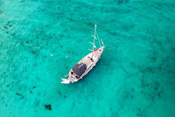 Kissamos Balos and Gramvousa Luxury Sailing Yacht Cruise with Meal photo 3