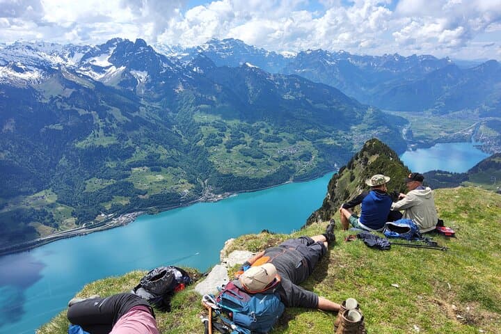 Swiss Magic: 4-Day Trekking Tour Through the Alps photo 4