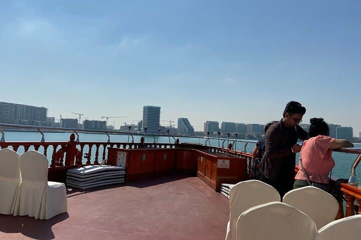 Yas Island Dhow Cruise Abu Dhabi: 1-Hour Scenic Waterfront Tour photo 4