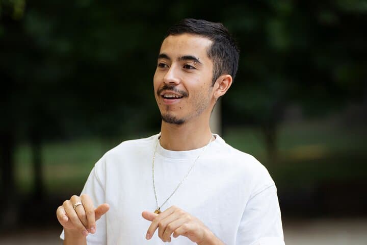 Parkside Salsa and Bachata in El Retiro: Open-Air Dance Lessons in Madrid